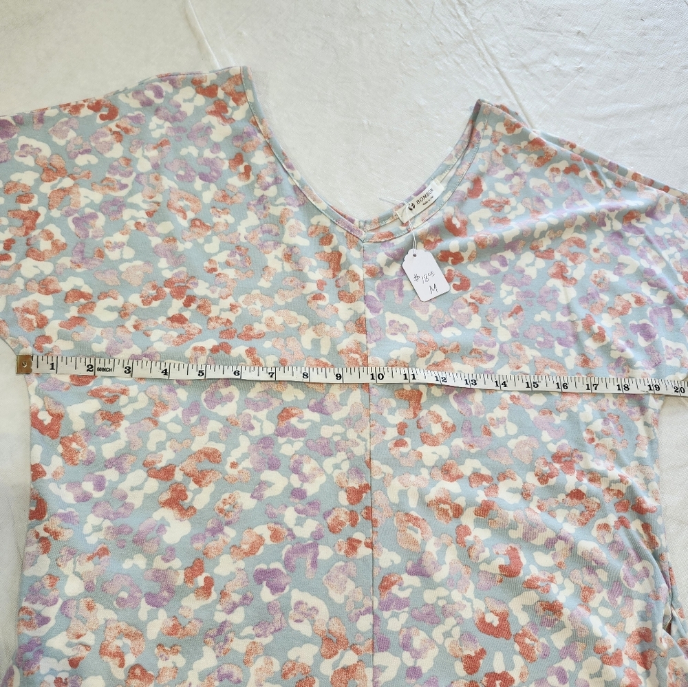 Bombom Floral Print V-Neck Romper - Picture 11 of 12